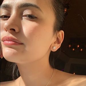 Meet your Posher, Rina